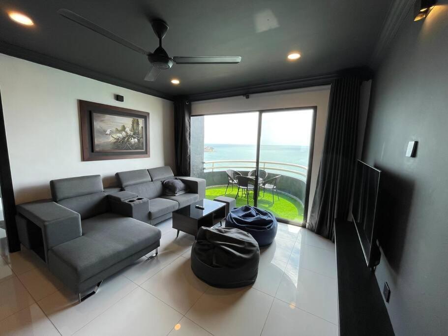 The Arena Tanjung Tuan Port Dickson Leilighet Eksteriør bilde